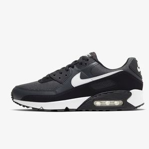 Nike Air Max 90 size 7.5